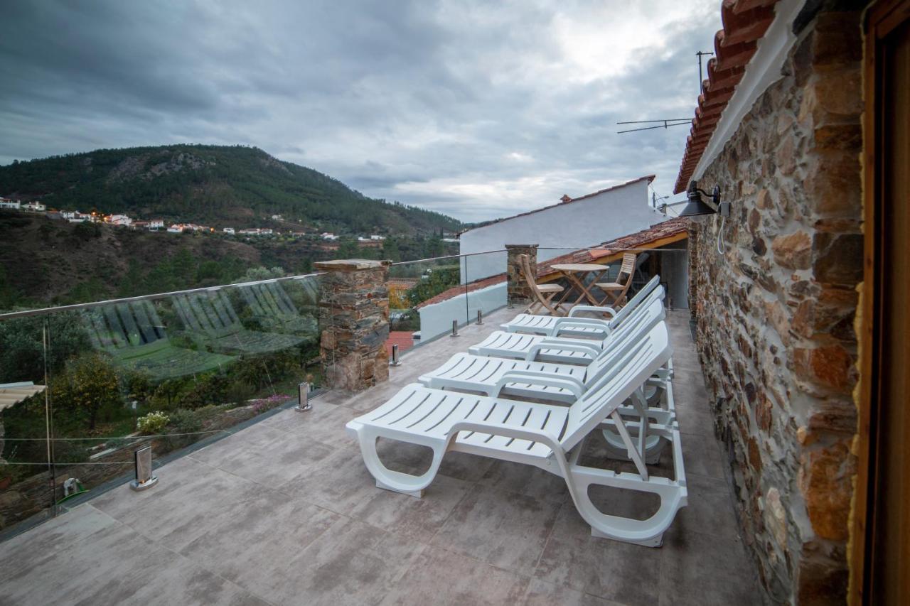 O Palheiro - Vista Panoramica E Jacuzzi Vendégház Sobreira Formosa Kültér fotó